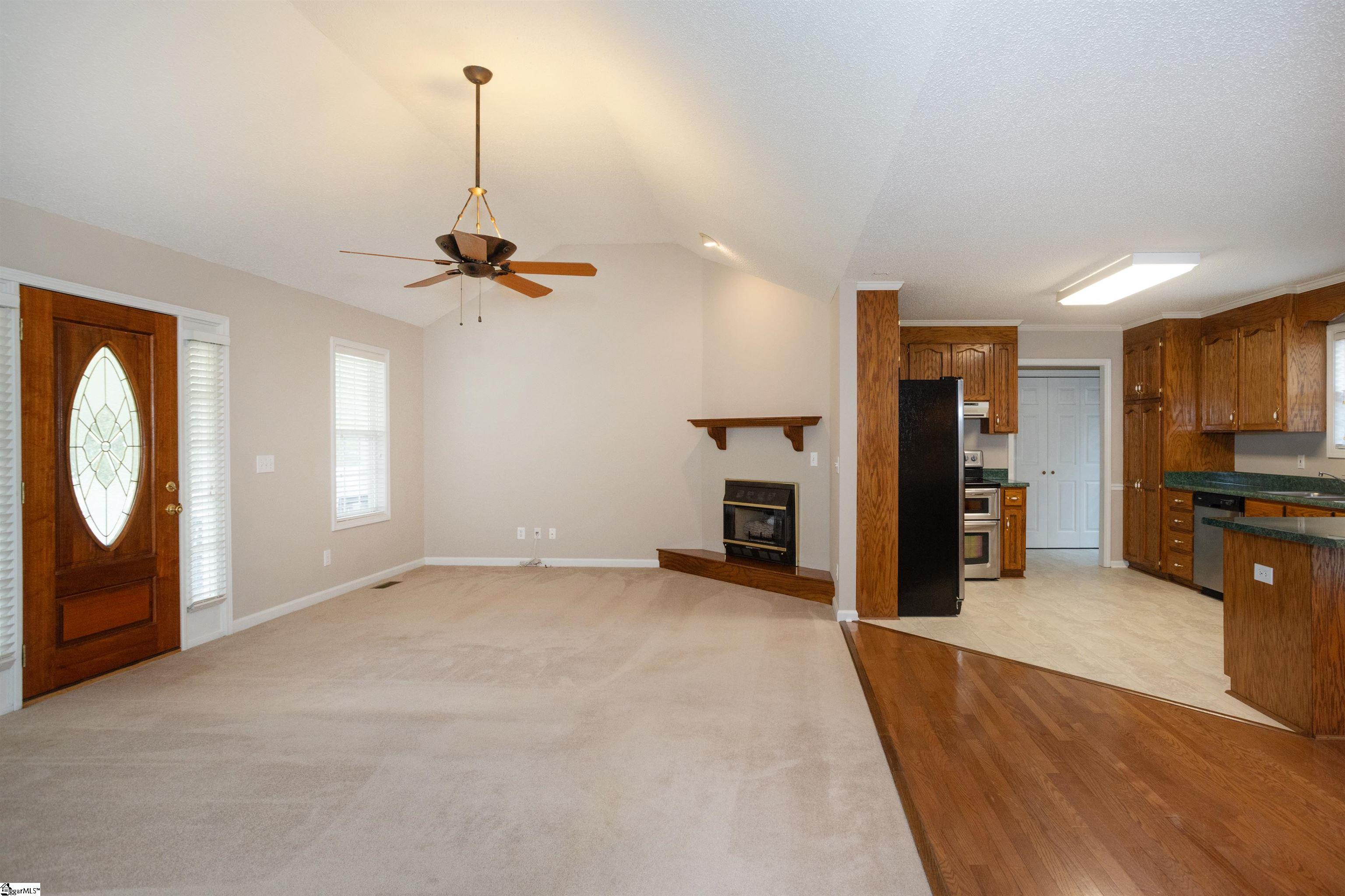 220 Palmetto Circle Greer, SC 29651 - Photo 10 of 49