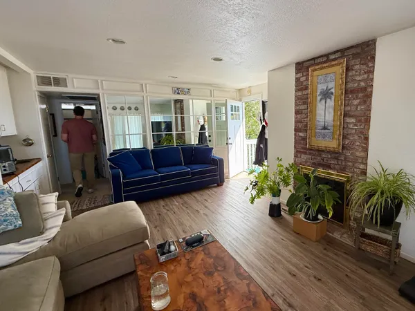 $2,995,000 | 2347 Shelby Street, Summerland, CA 93067