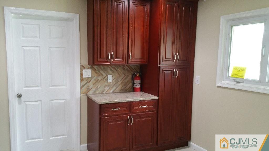 125 Winthrop Road Edison, NJ 08817 - Photo 15 of 23