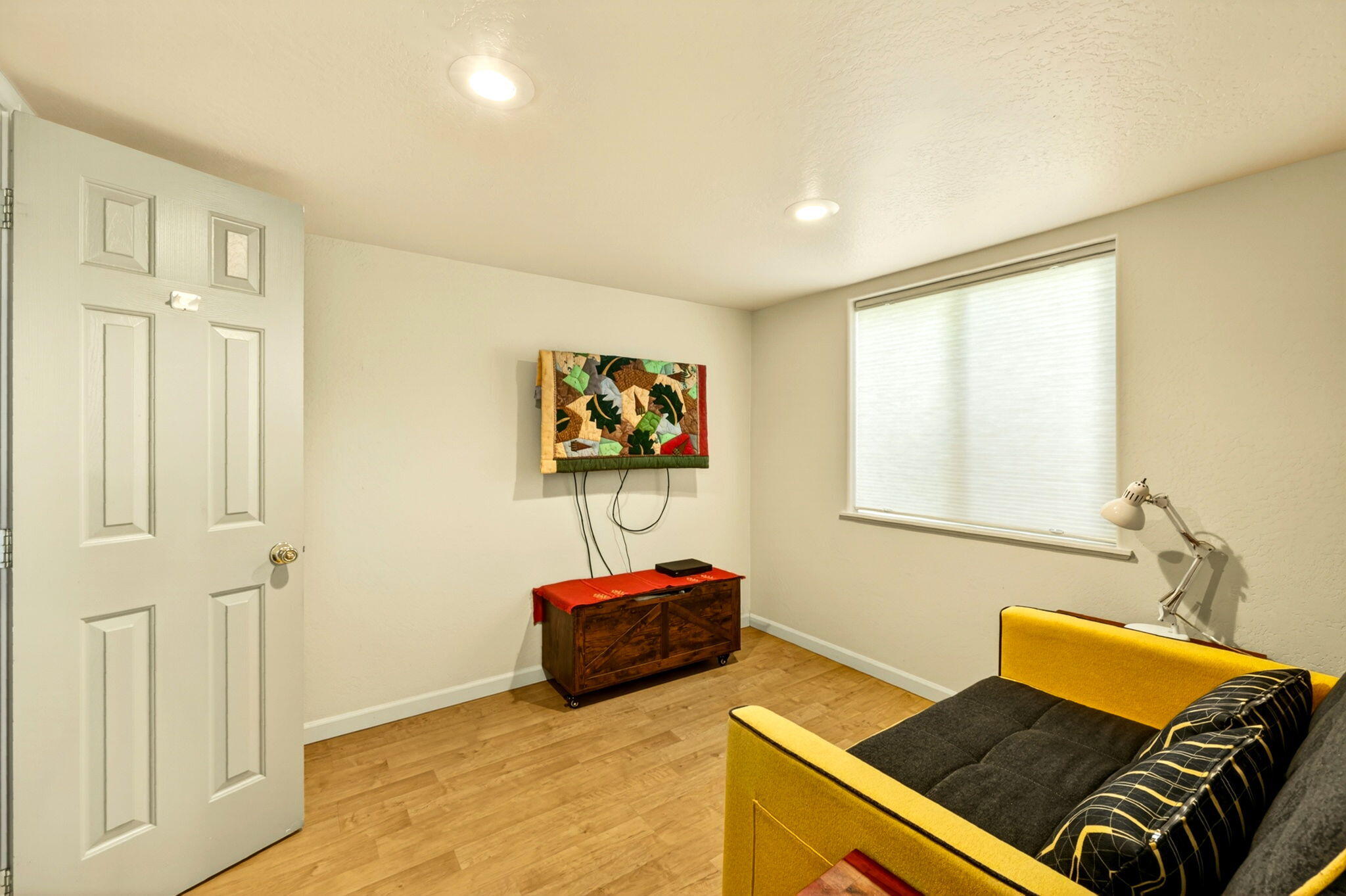1501 Lithia Way Talent, OR 97540 - Photo 15 of 34 14