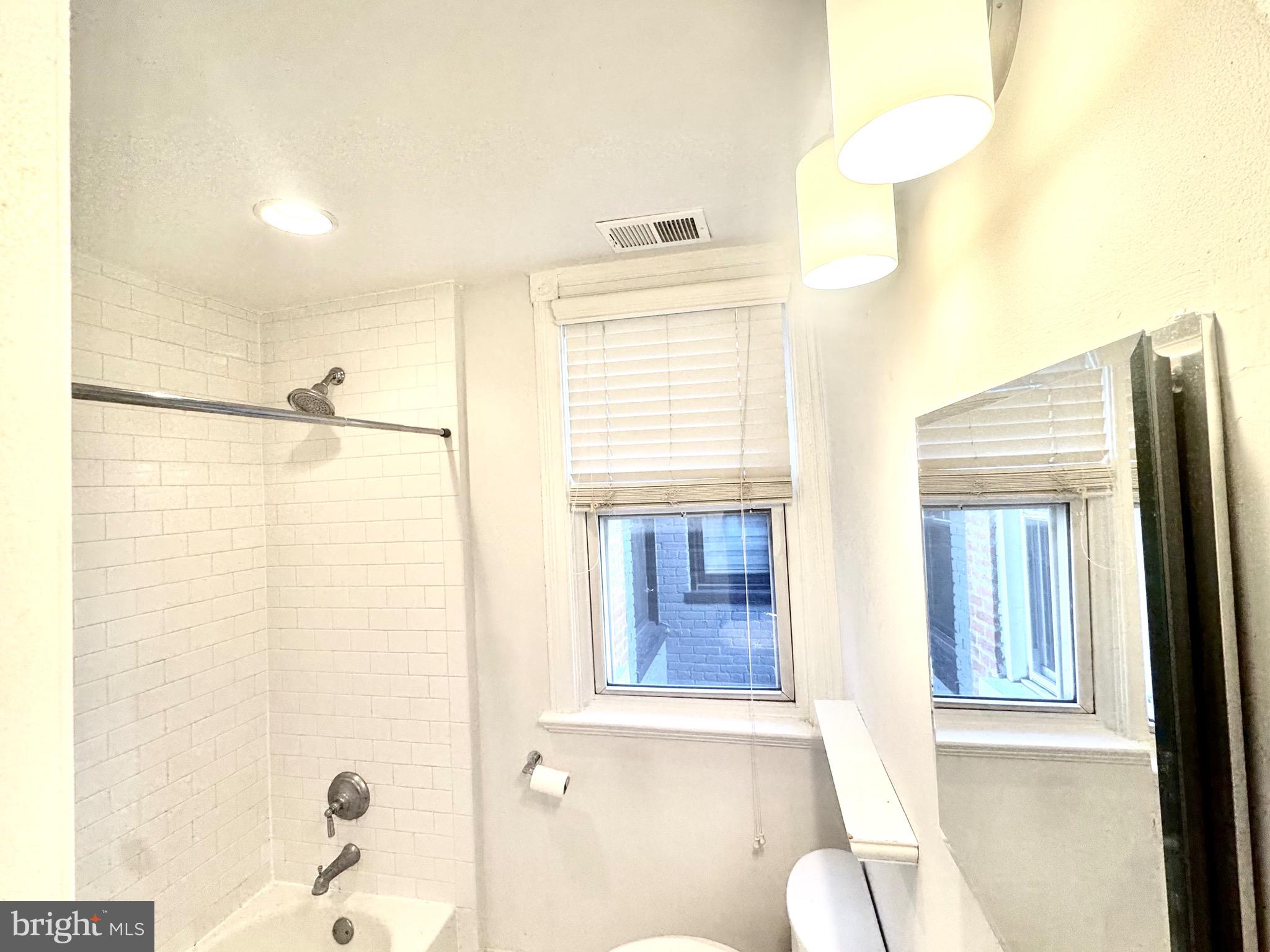 769 Kenyon Street Northwest Washington, DC 20010 - Photo 11 of 12