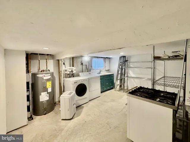 $3,990 | 769 Kenyon Street Northwest, Washington, DC 20010