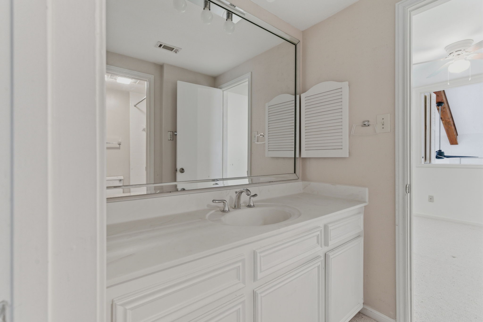 144 April Point Drive South Conroe, TX 77356 - Photo 23 of 33