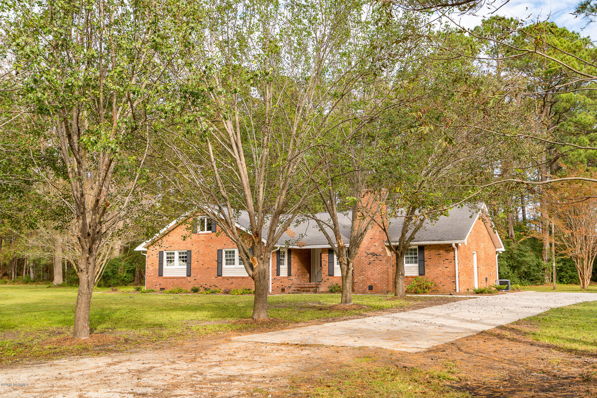 207 Old Winberry Road Newport, NC 28570 - Photo 30 of 36 Front Yard