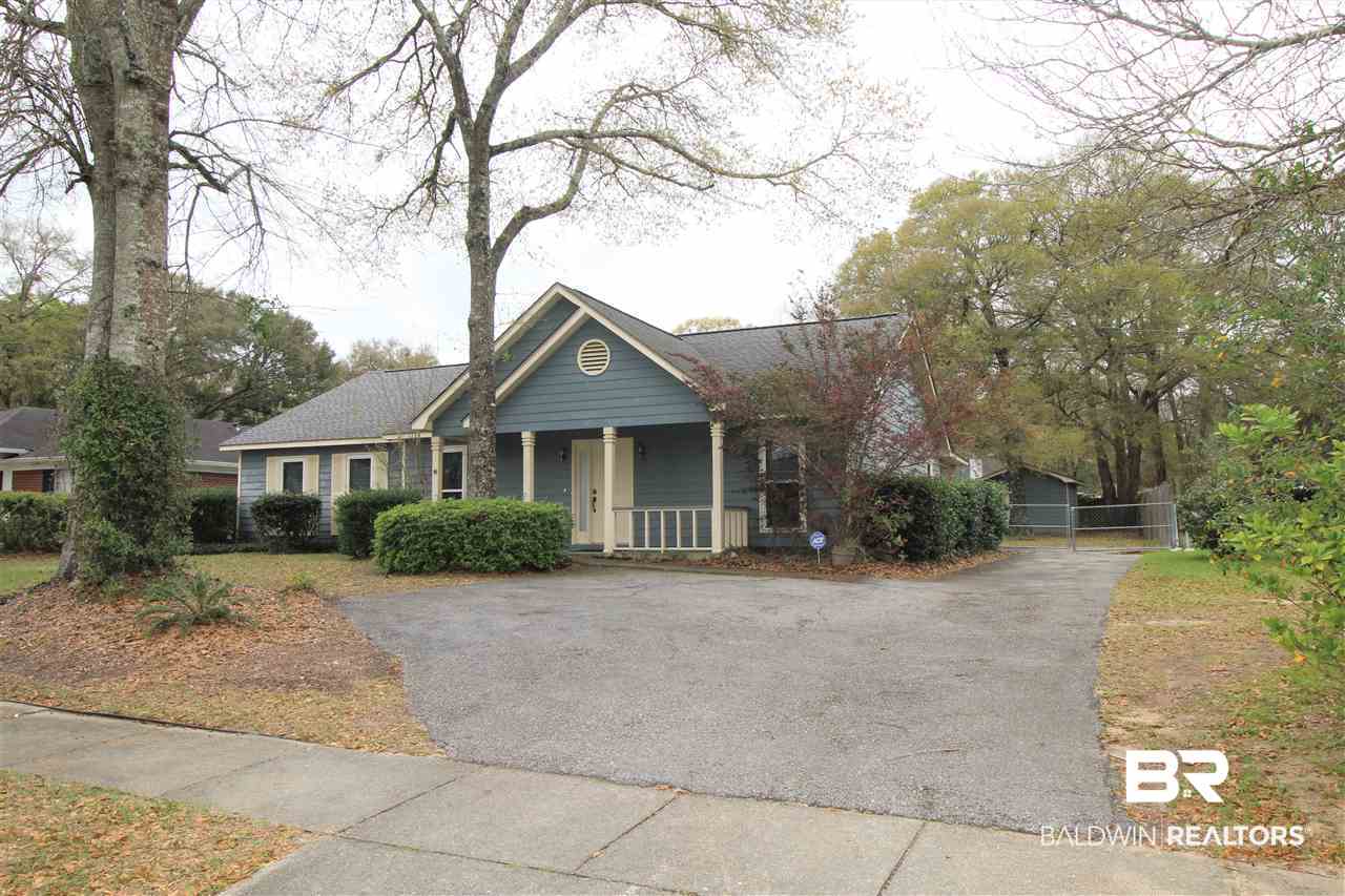 570 Cheryil Lane Mobile, AL 36695 - Photo 2 of 26