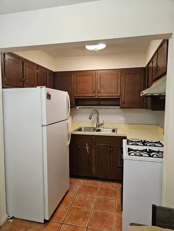 $95,000 | 7234 West North Avenue, Unit 908, Elmwood Park, IL 60707