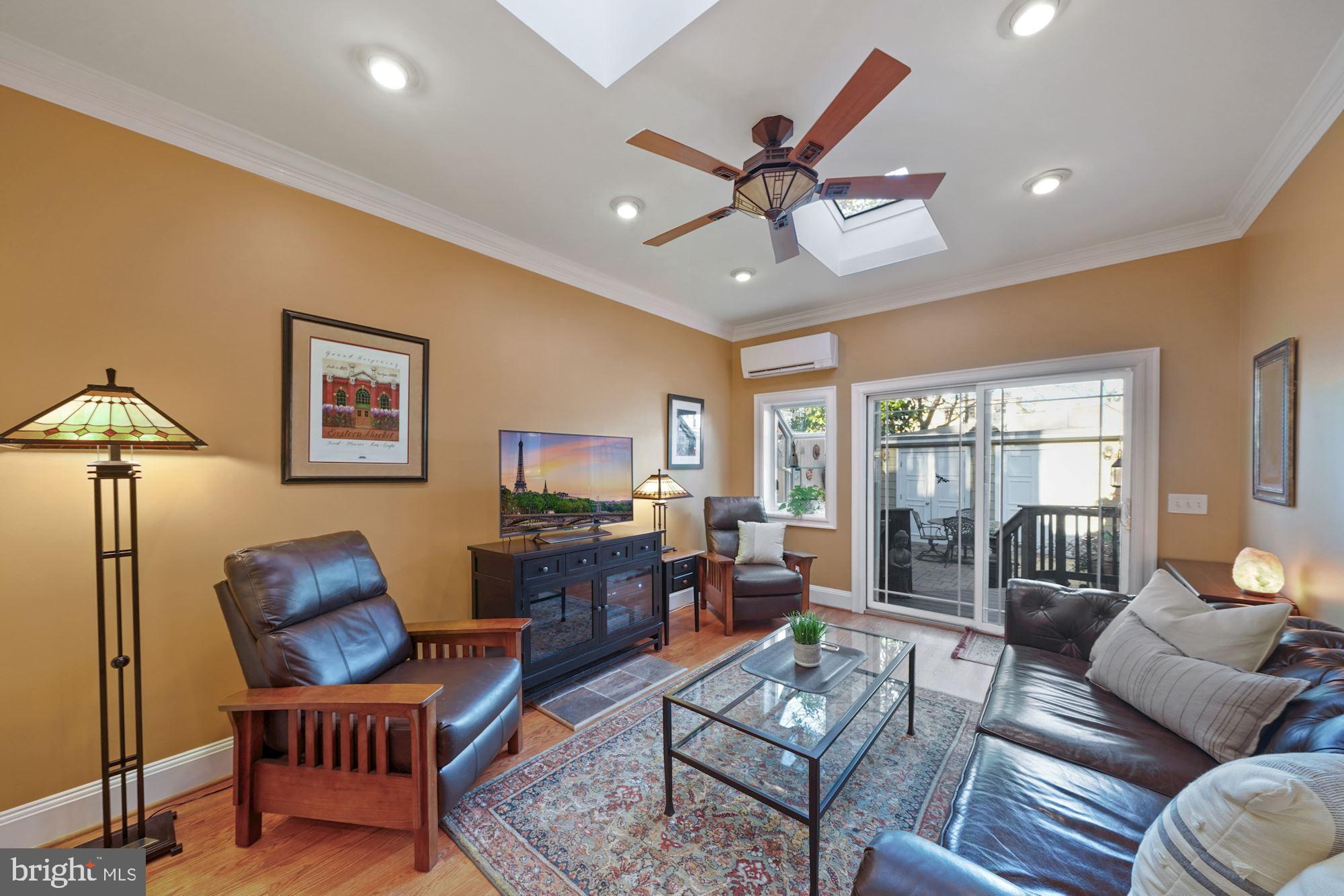 512 Seward Square Southeast Washington, DC 20003 - Photo 13 of 42