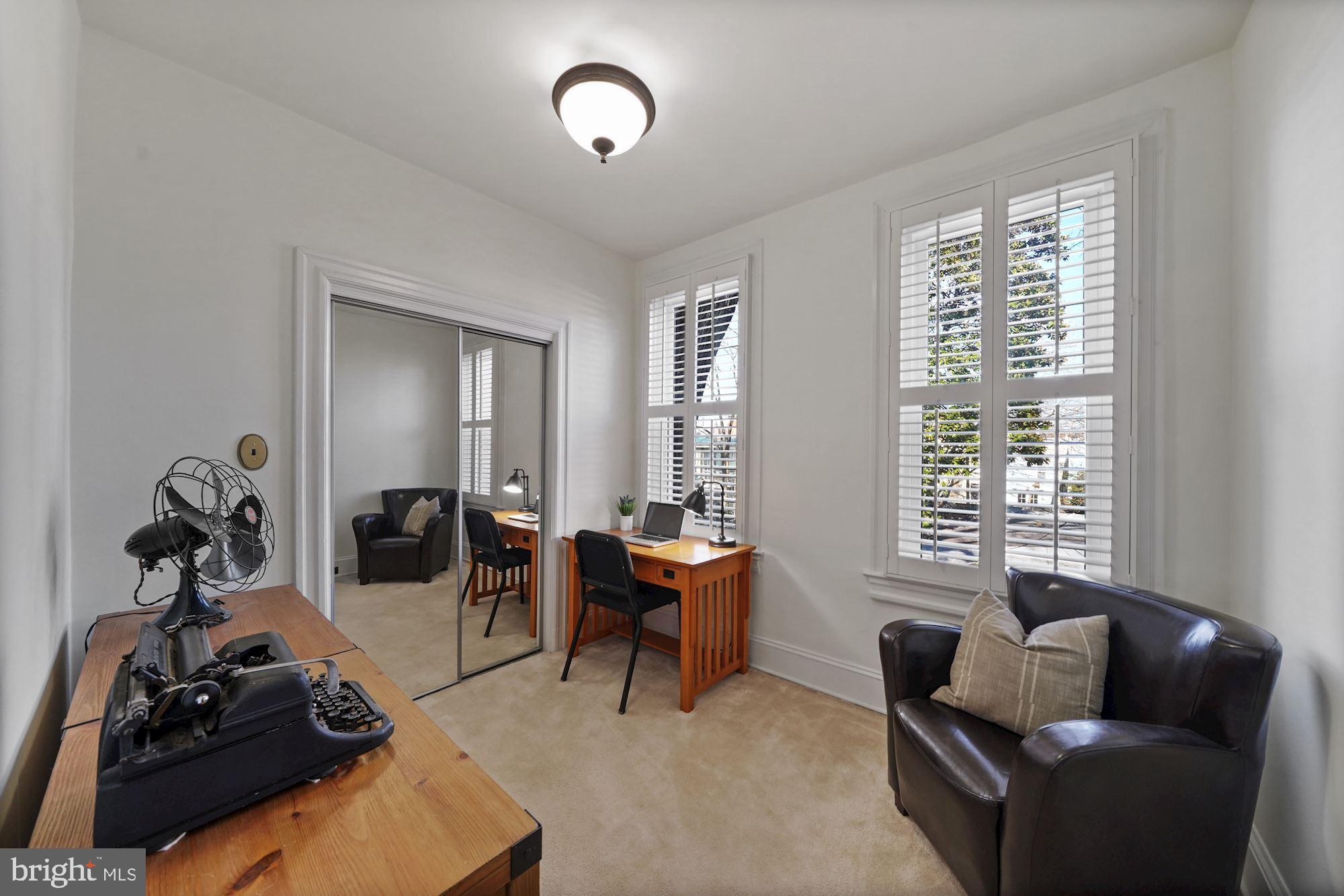 512 Seward Square Southeast Washington, DC 20003 - Photo 20 of 42