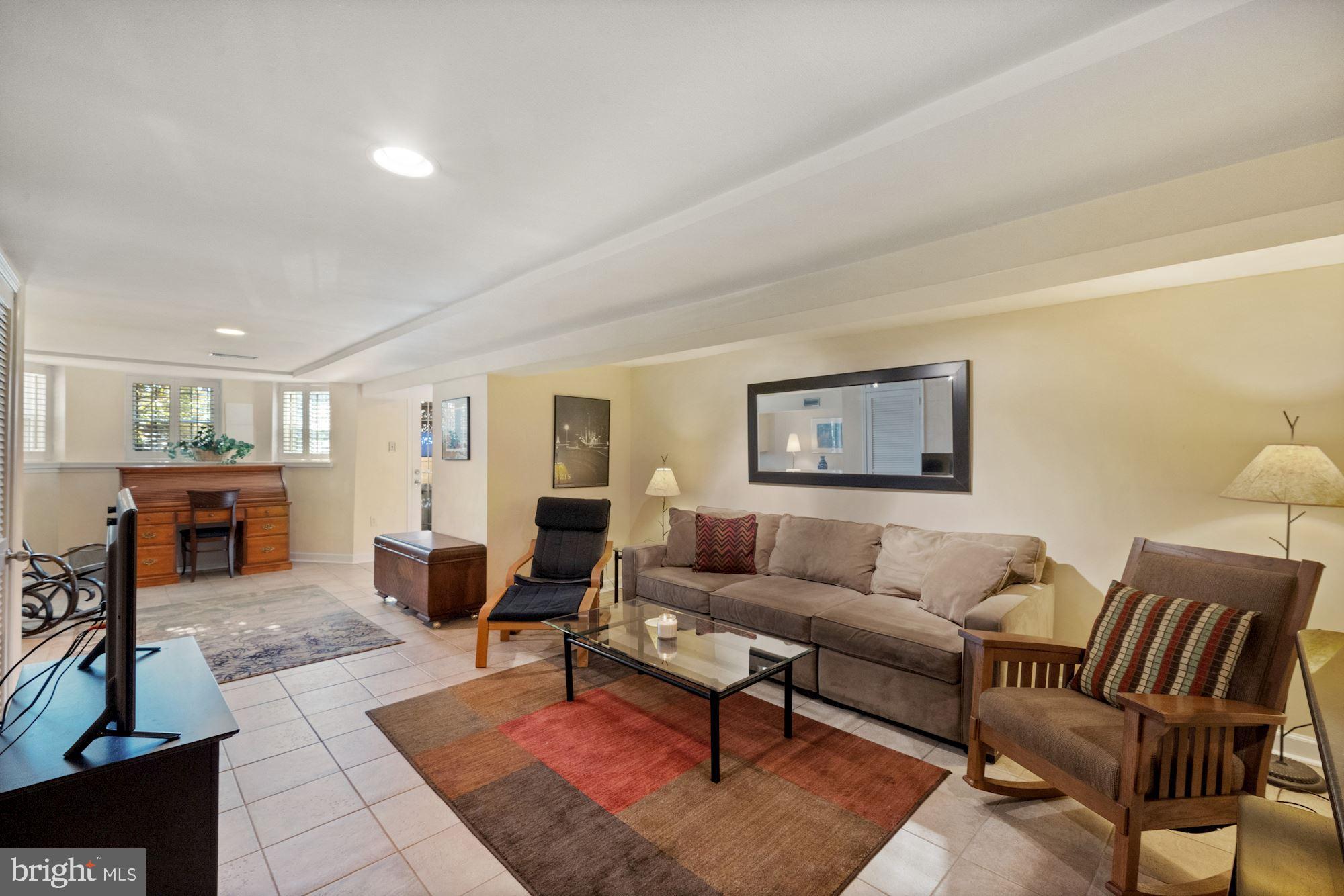 512 Seward Square Southeast Washington, DC 20003 - Photo 32 of 42