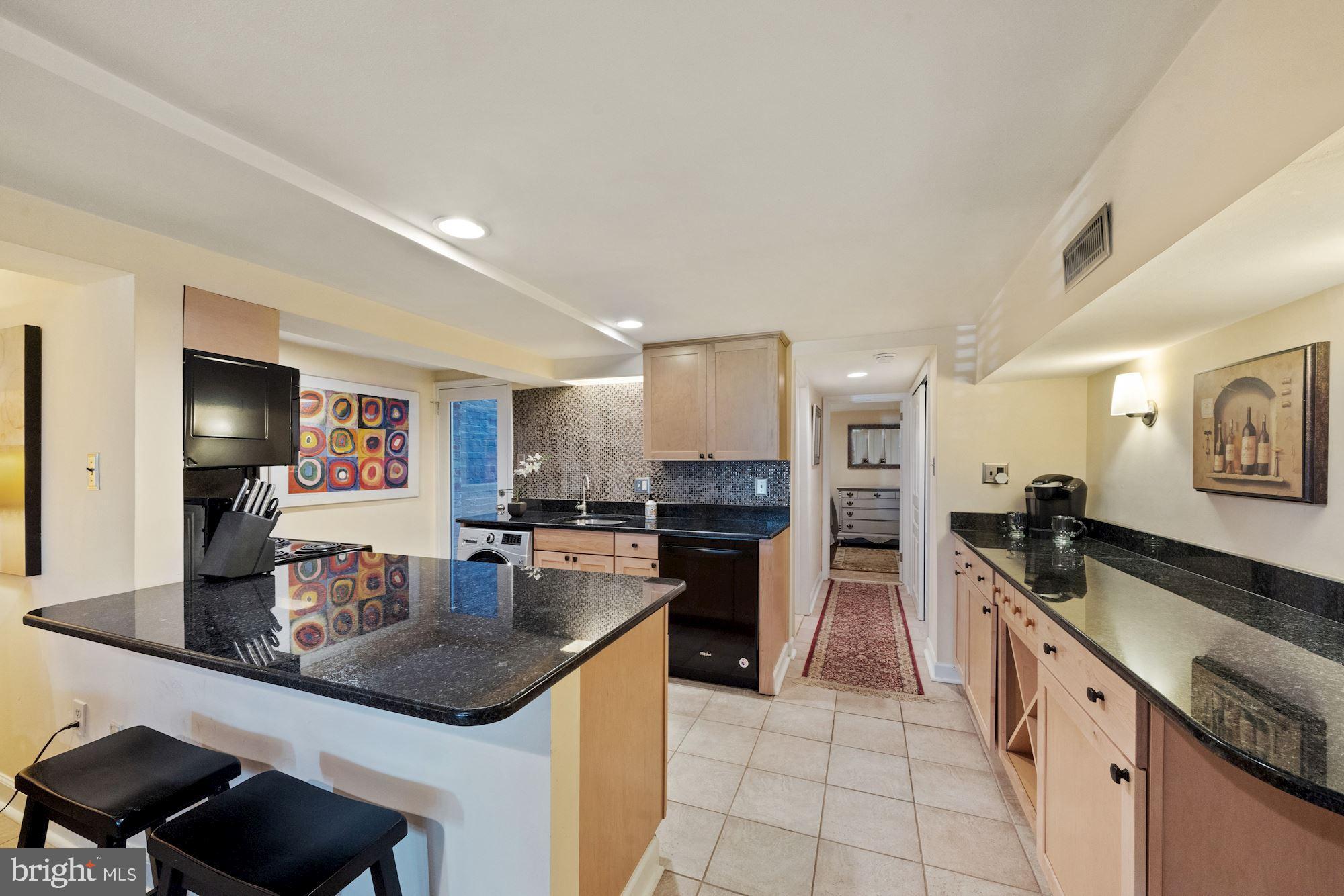 512 Seward Square Southeast Washington, DC 20003 - Photo 34 of 42