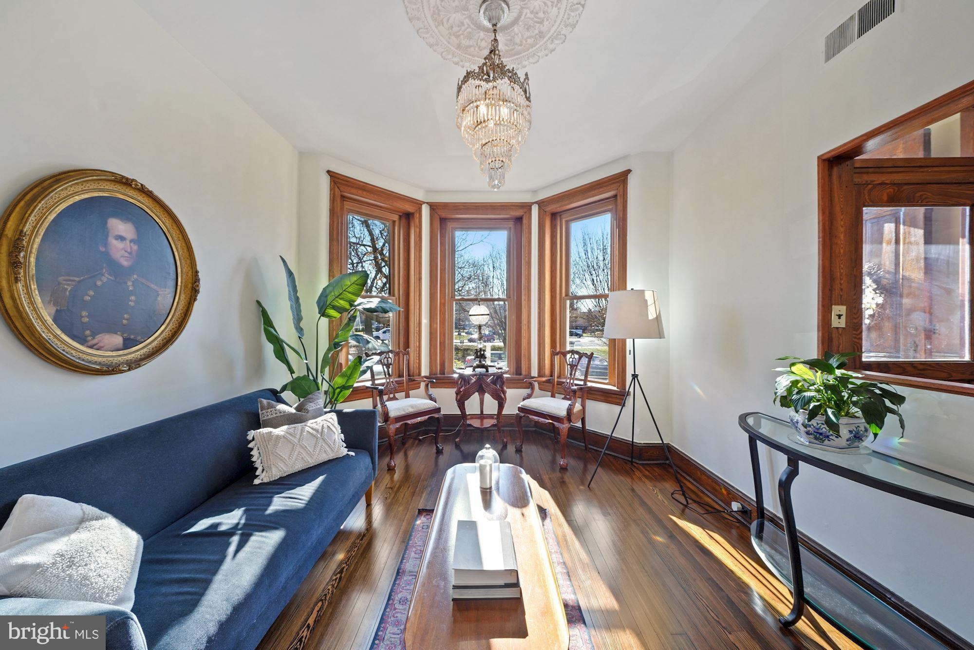 512 Seward Square Southeast Washington, DC 20003 - Photo 5 of 42