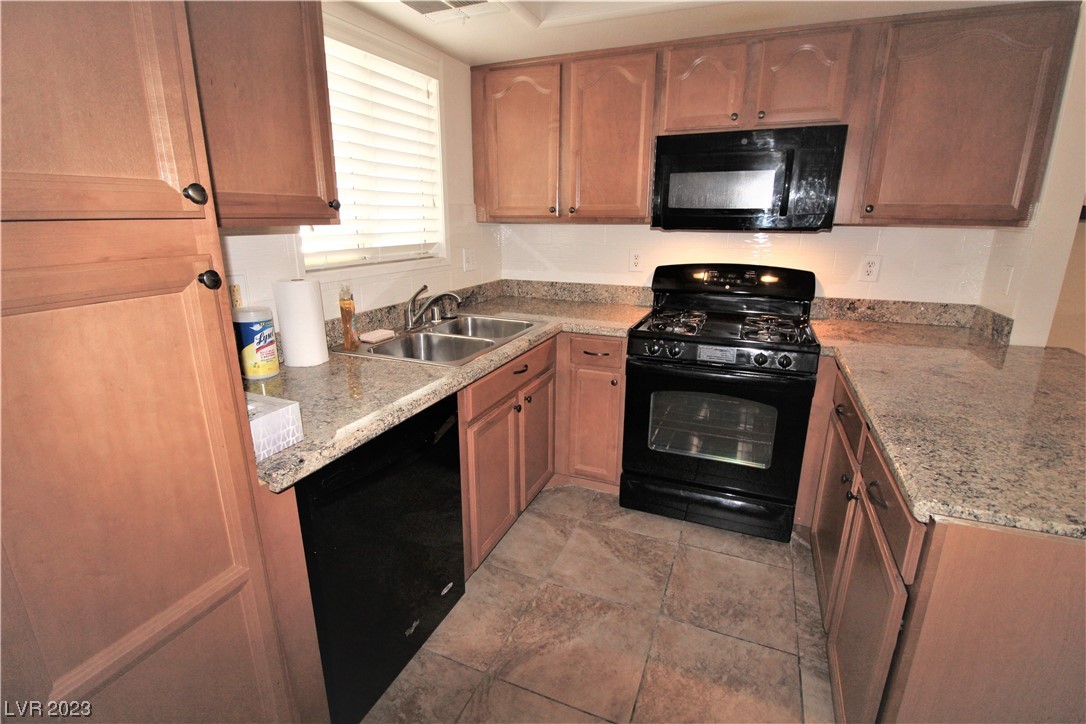 7100 West Pirates Cove Road, Unit 1062 Las Vegas, NV 89145 - Photo 5 of 26