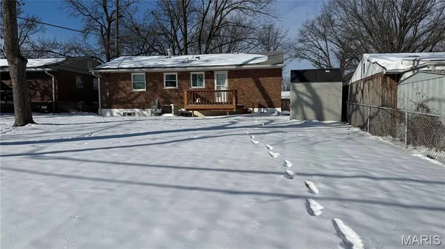 $2,000 | 9834 Glenmont Drive, St. Louis, MO 63123