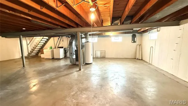 $2,000 | 9834 Glenmont Drive, St. Louis, MO 63123