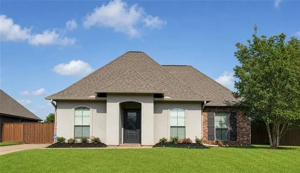 $249,000 | 317 Shadow Creek Avenue, Pineville, LA 71360