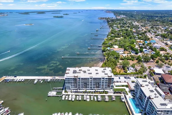 $805,000 | 920 North Osceola Avenue, Unit 301, Clearwater, FL 33755