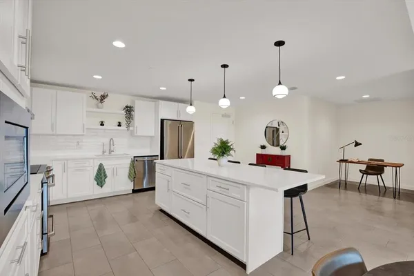 $805,000 | 920 North Osceola Avenue, Unit 301, Clearwater, FL 33755