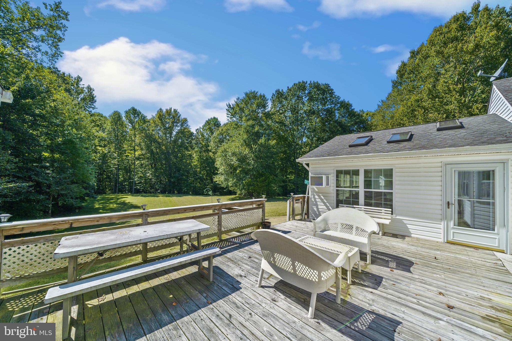 17519 Teagues Point Road Hughesville, MD 20637 - Photo 23 of 26 Access to the Sun Room