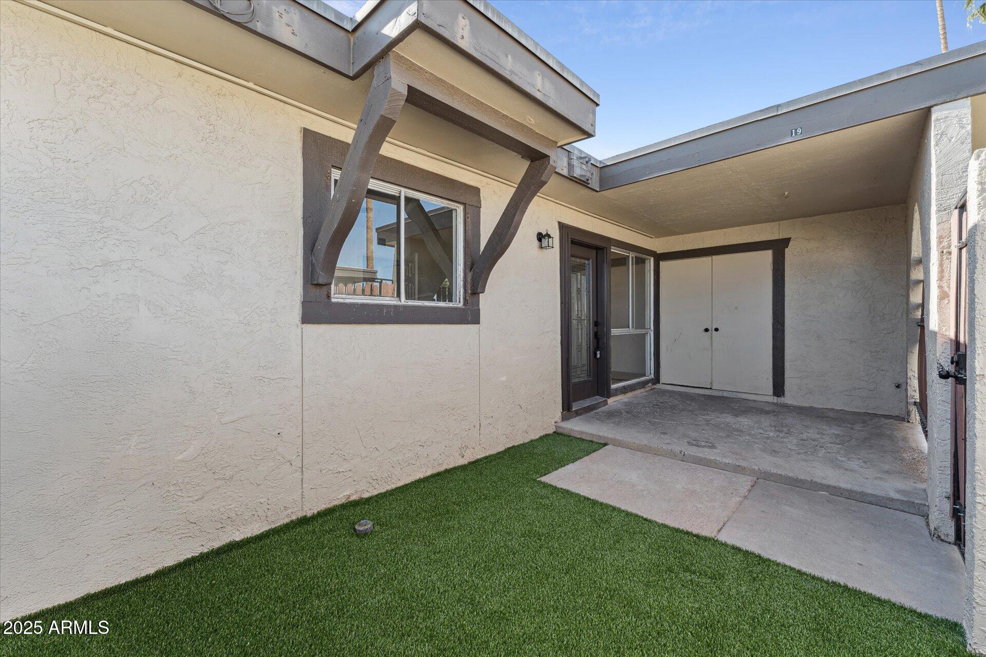 830 South Dobson Road, Unit 19 Mesa, AZ 85202 - Photo 2 of 15 02-Courtyard