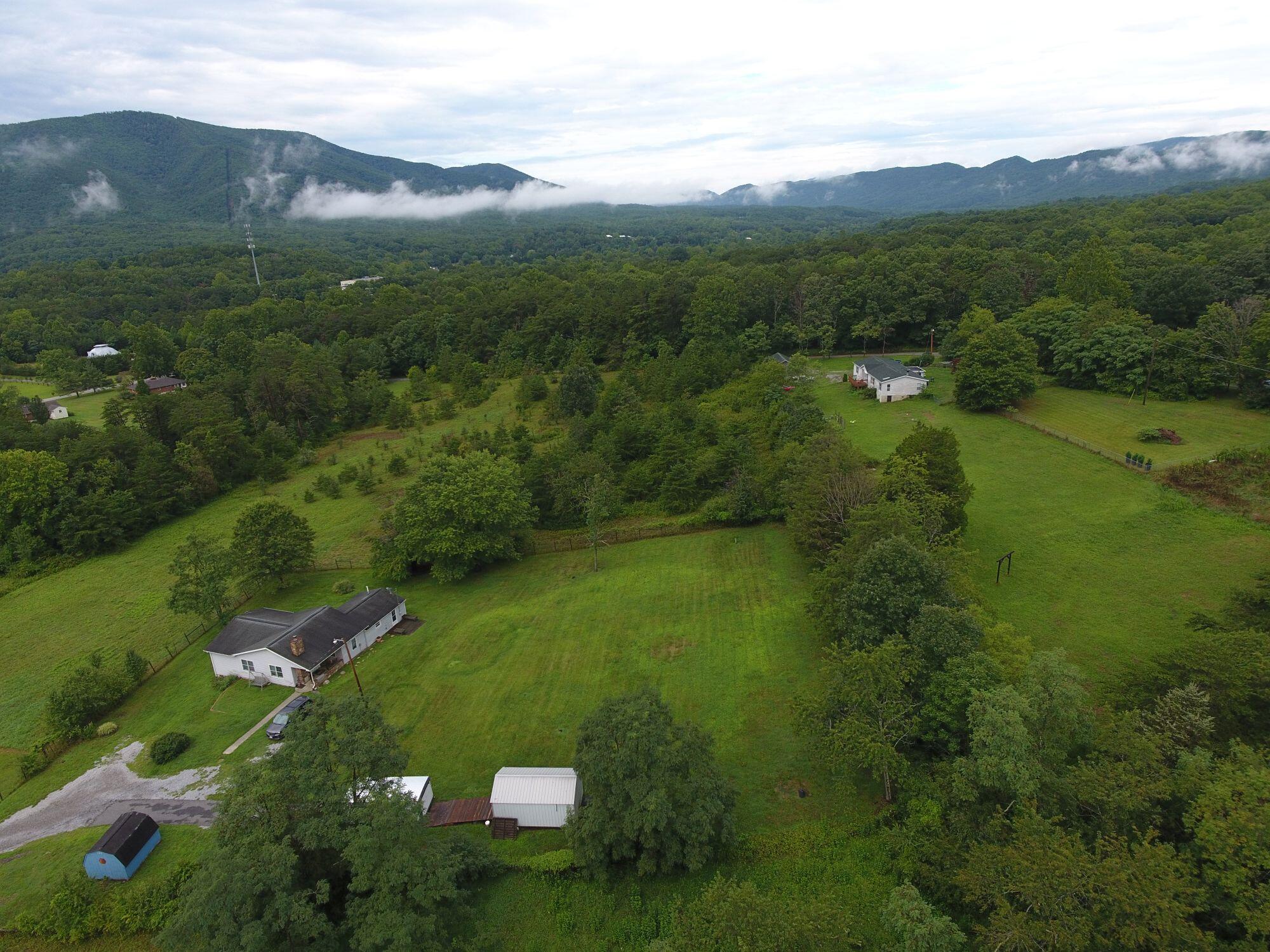 3560 Bennett Springs Road Salem, VA 24153 - Photo 21 of 21 DJI_0018