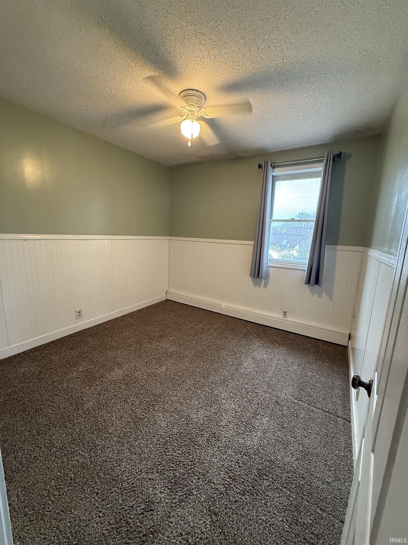 203 East 8th Street Warren, IN 46792 - Photo 3 of 32