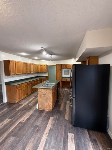 $219,900 | 203 East 8th Street, Warren, IN 46792