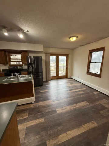 $219,900 | 203 East 8th Street, Warren, IN 46792