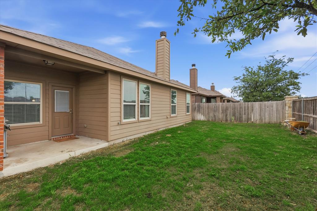 11500 Starlight Ranch Fort Worth, TX 76052 - Photo 33 of 40