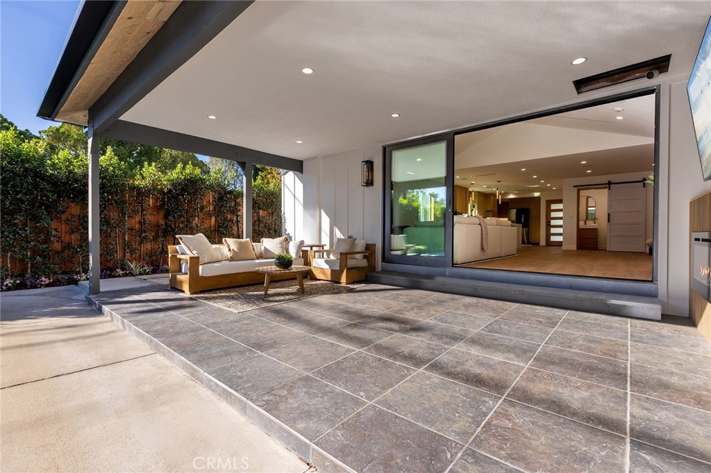 5802 Norwich Avenue Sherman Oaks, CA 91411 - Photo 27 of 49