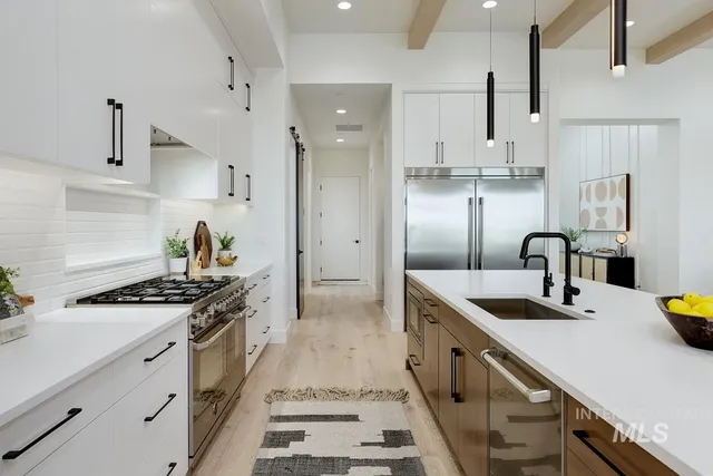 $1,699,900 | 9835 Meadow Park Boulevard, Middleton, ID 83644