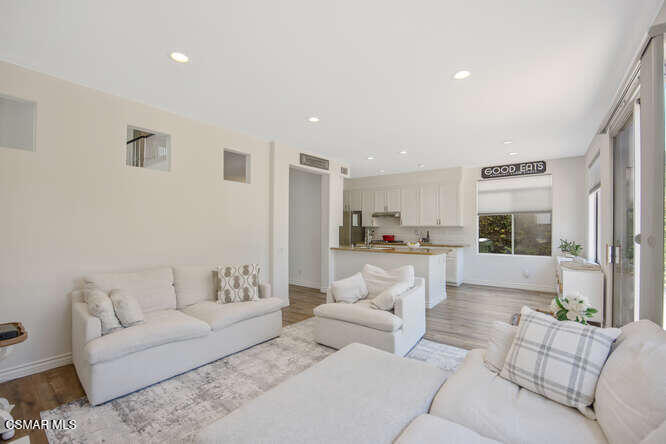 11111 Terraceridge Road Moorpark, CA 93021 - Photo 11 of 44