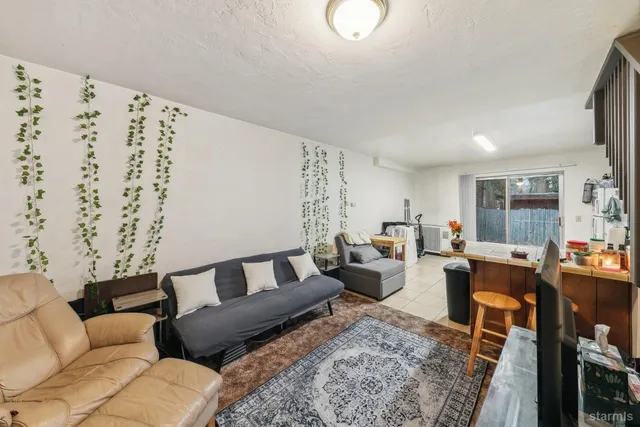 $999,000 | 693 Modesto Avenue, South Lake Tahoe, CA 96150