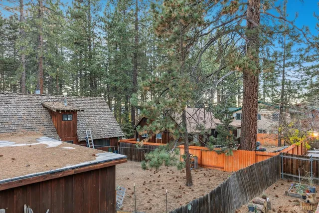 $999,000 | 693 Modesto Avenue, South Lake Tahoe, CA 96150