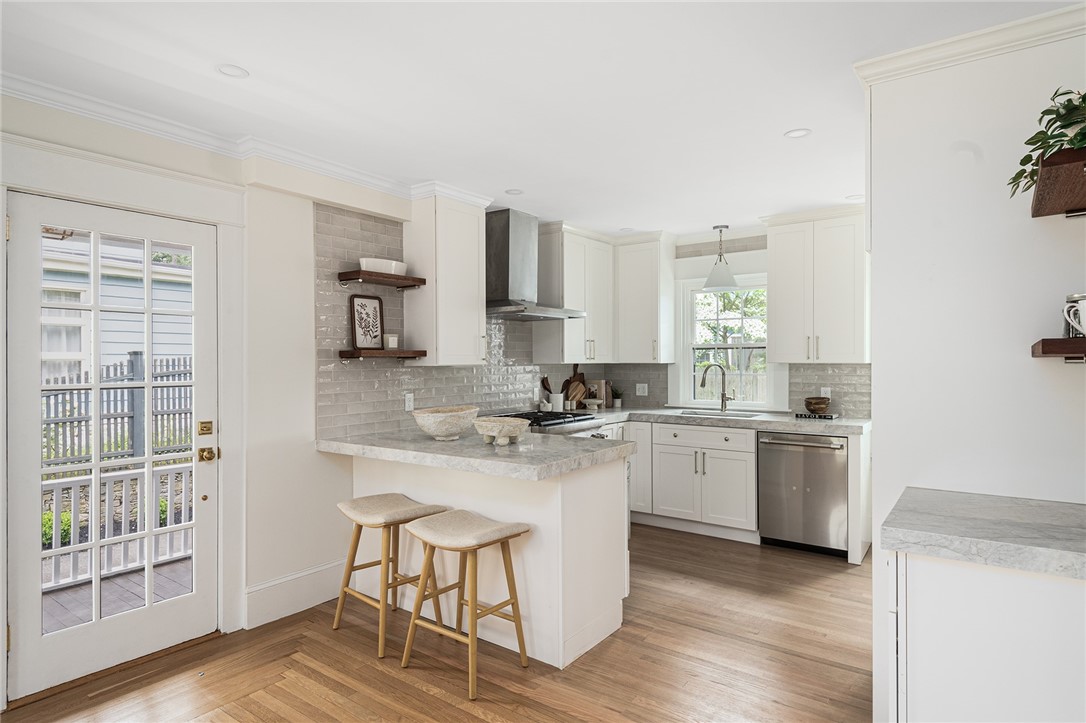 175 Freeman Parkway Providence, RI 02906 - Photo 22 of 50 Gallery Image 22
