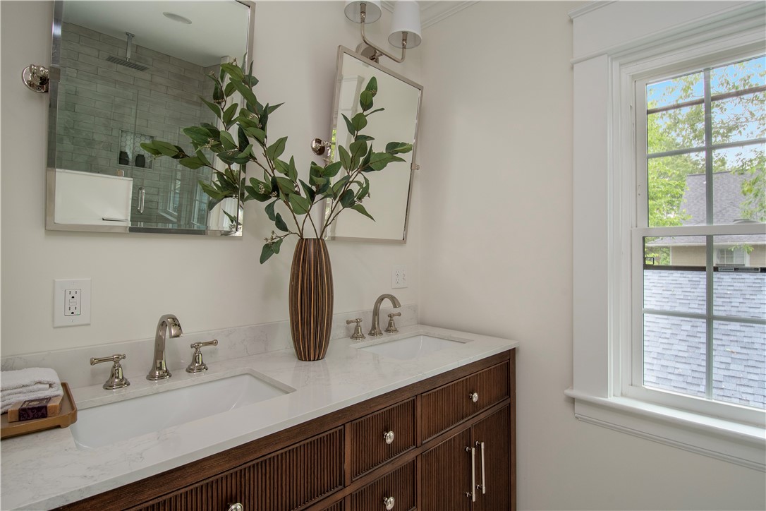 175 Freeman Parkway Providence, RI 02906 - Photo 29 of 50 Gallery Image 29