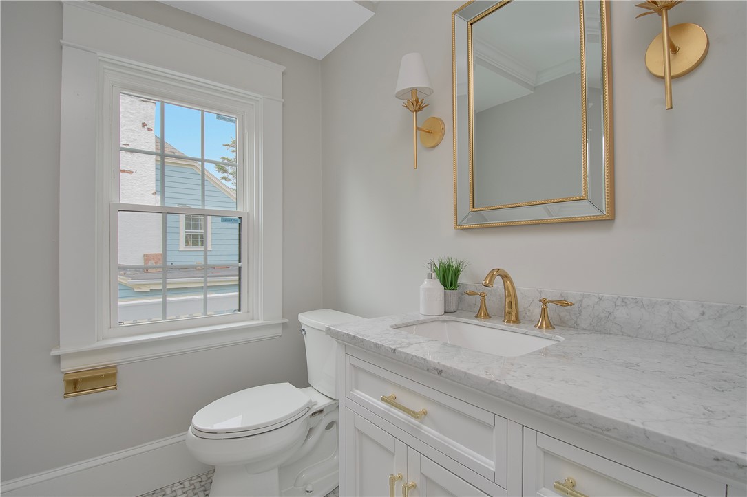 175 Freeman Parkway Providence, RI 02906 - Photo 36 of 50 Gallery Image 36