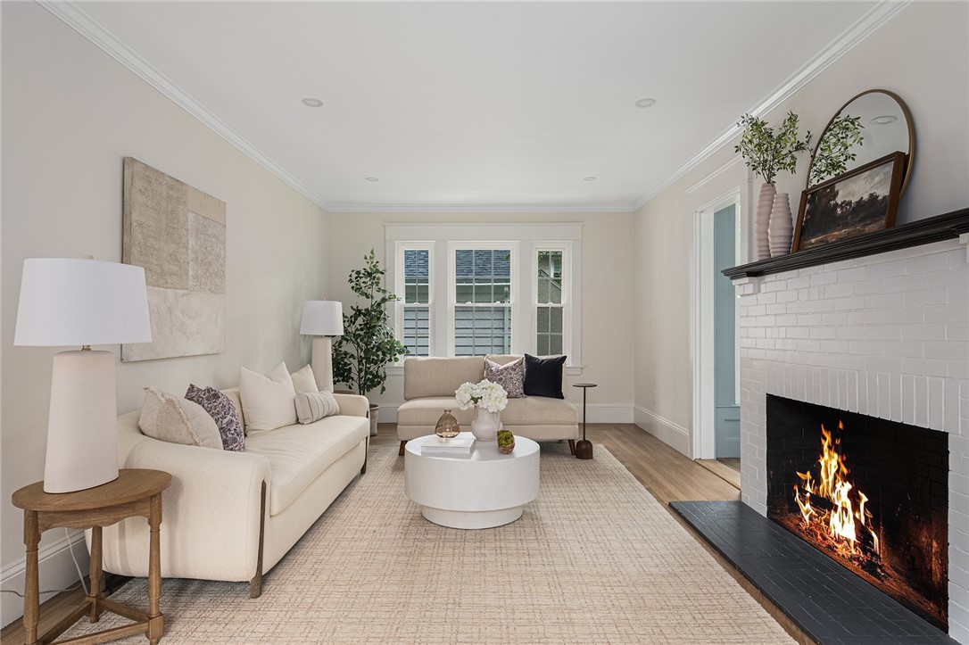 175 Freeman Parkway Providence, RI 02906 - Photo 8 of 50 Gallery Image 8
