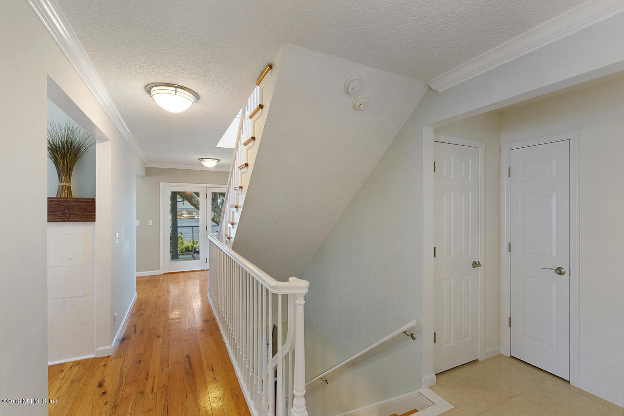 13075 Fort Caroline Road Jacksonville, FL 32225 - Photo 19 of 46 Entrance with Staircases