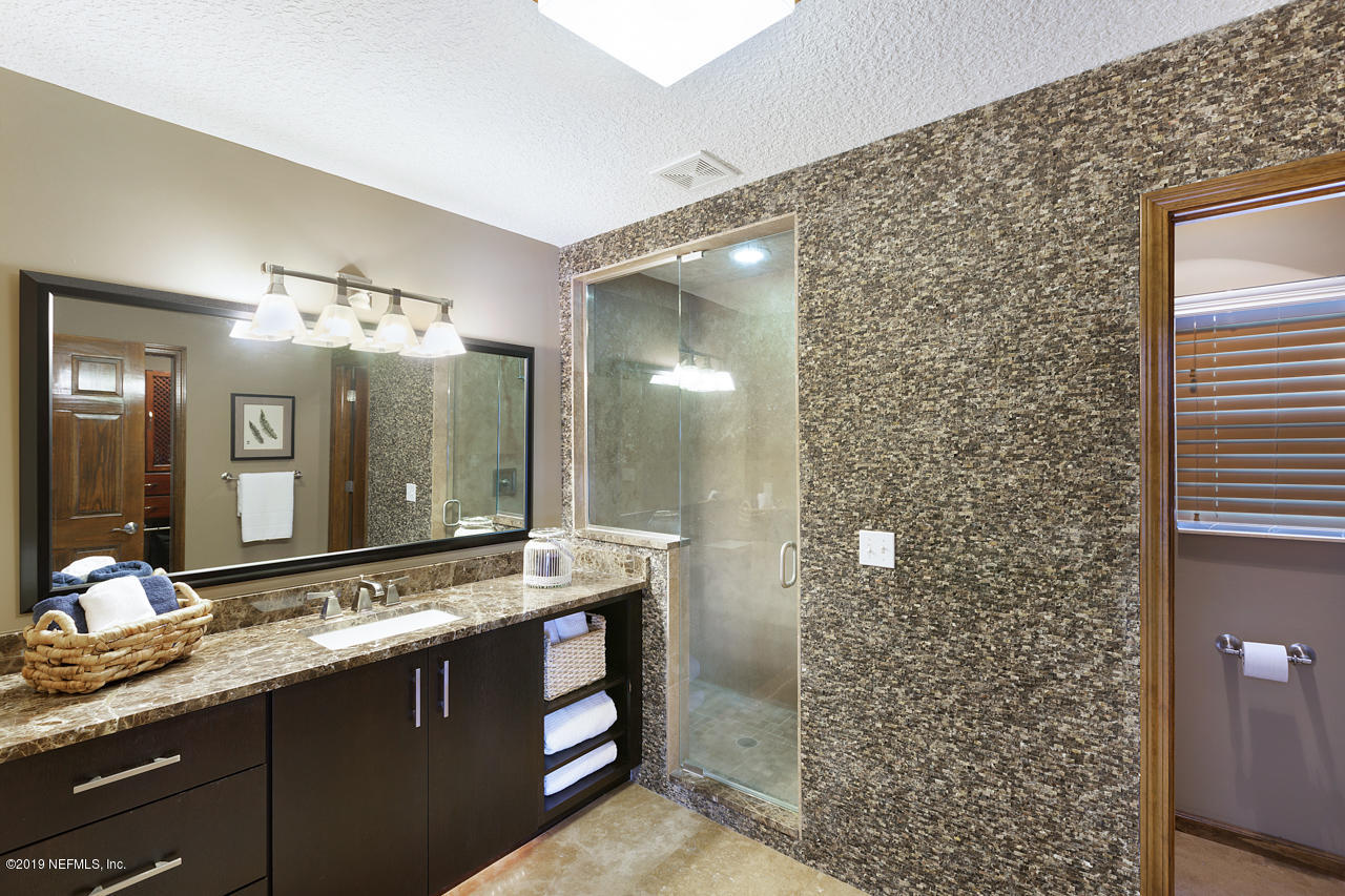 13075 Fort Caroline Road Jacksonville, FL 32225 - Photo 33 of 46 Bathroom 5 on Third Floor
