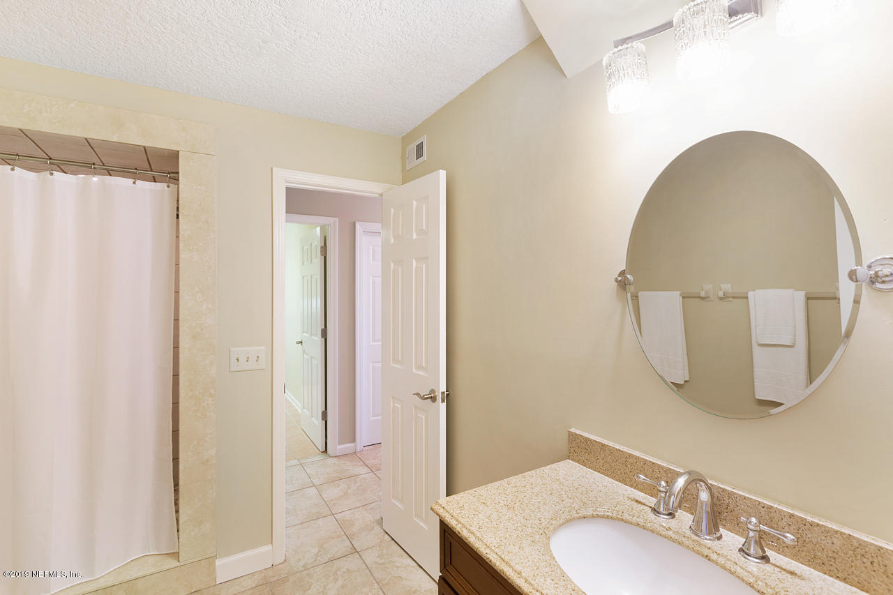 13075 Fort Caroline Road Jacksonville, FL 32225 - Photo 39 of 46 Full Bathroom on First Floor