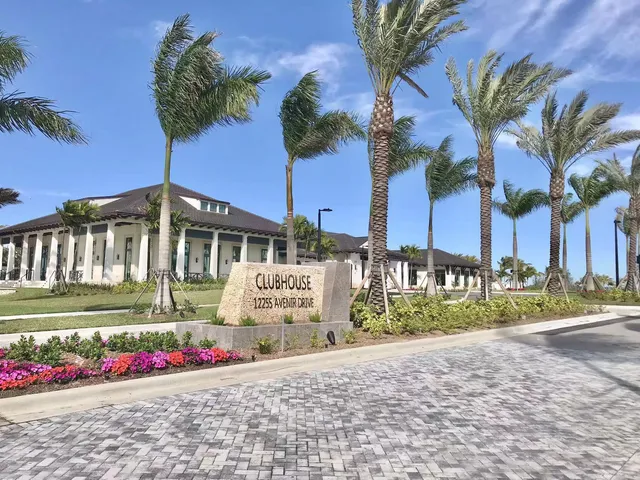 $5,000 | 12724 Nautilus Circle, Palm Beach Gardens, FL 33412