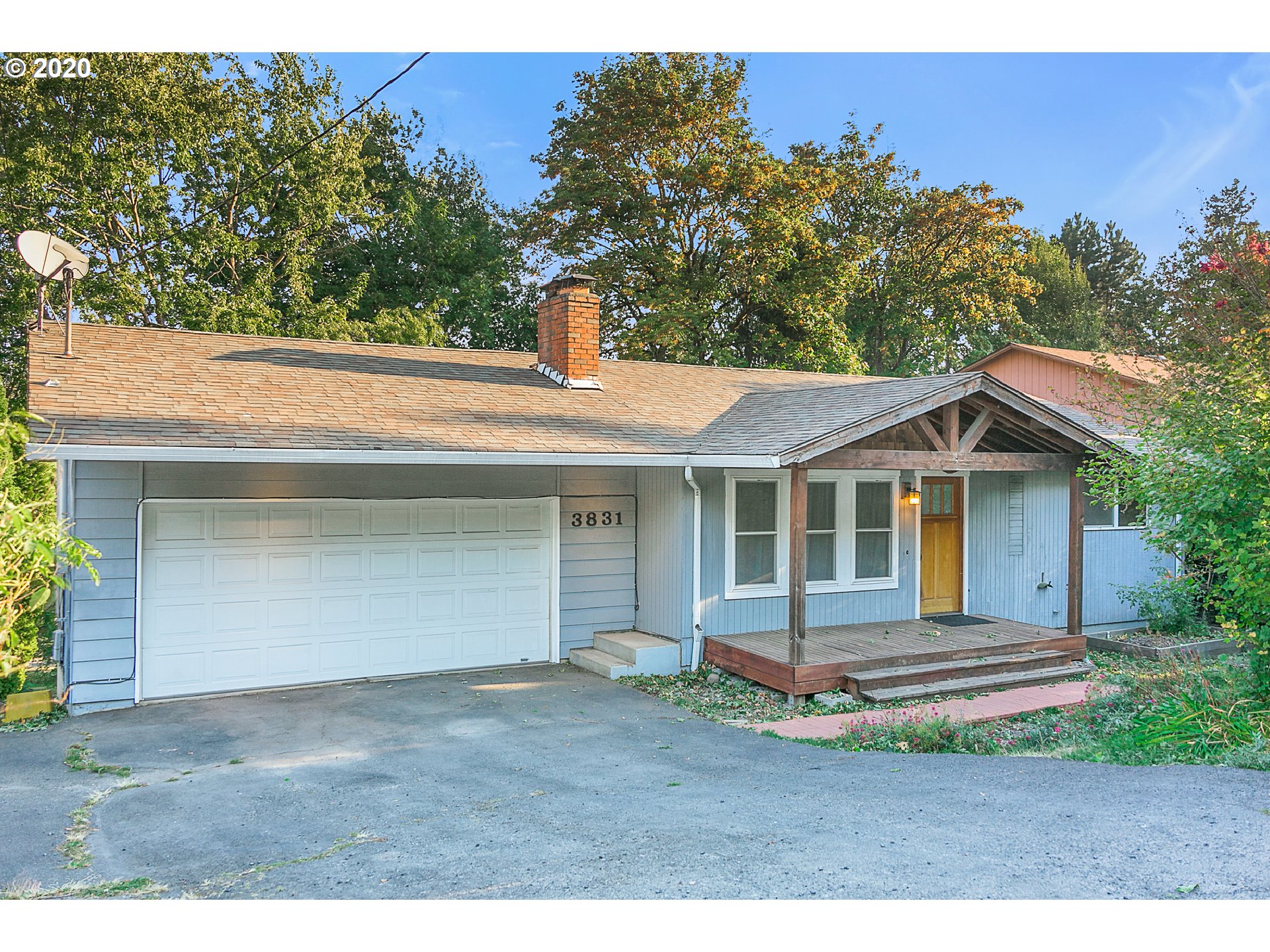 3831 Southwest Alice Street Portland, OR 97219 - Photo 1 of 30 Gallery Image 1