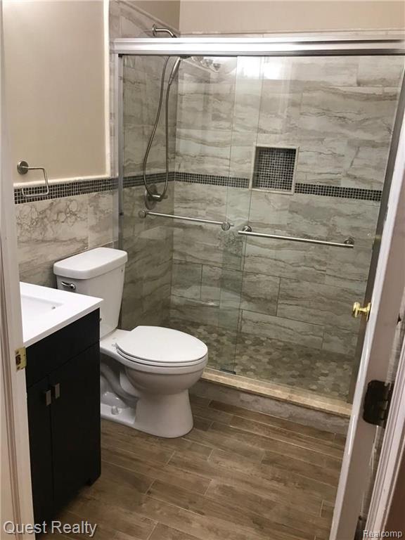 2555 John R Street Detroit, MI 48201 - Photo 8 of 14