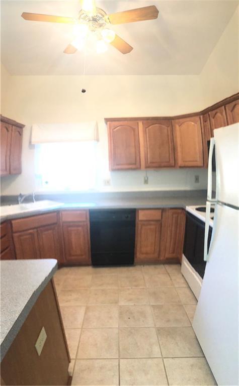 1853 Golfview Drive, Unit 1853 Springfield, OH 45503 - Photo 9 of 27
