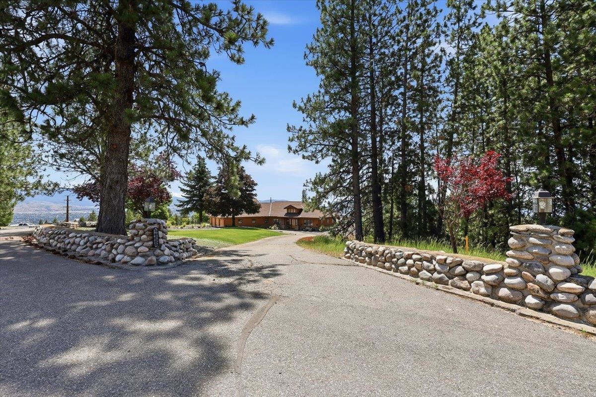 16211 East Jacobs Lane Spokane, WA 99217 - Photo 8 of 43