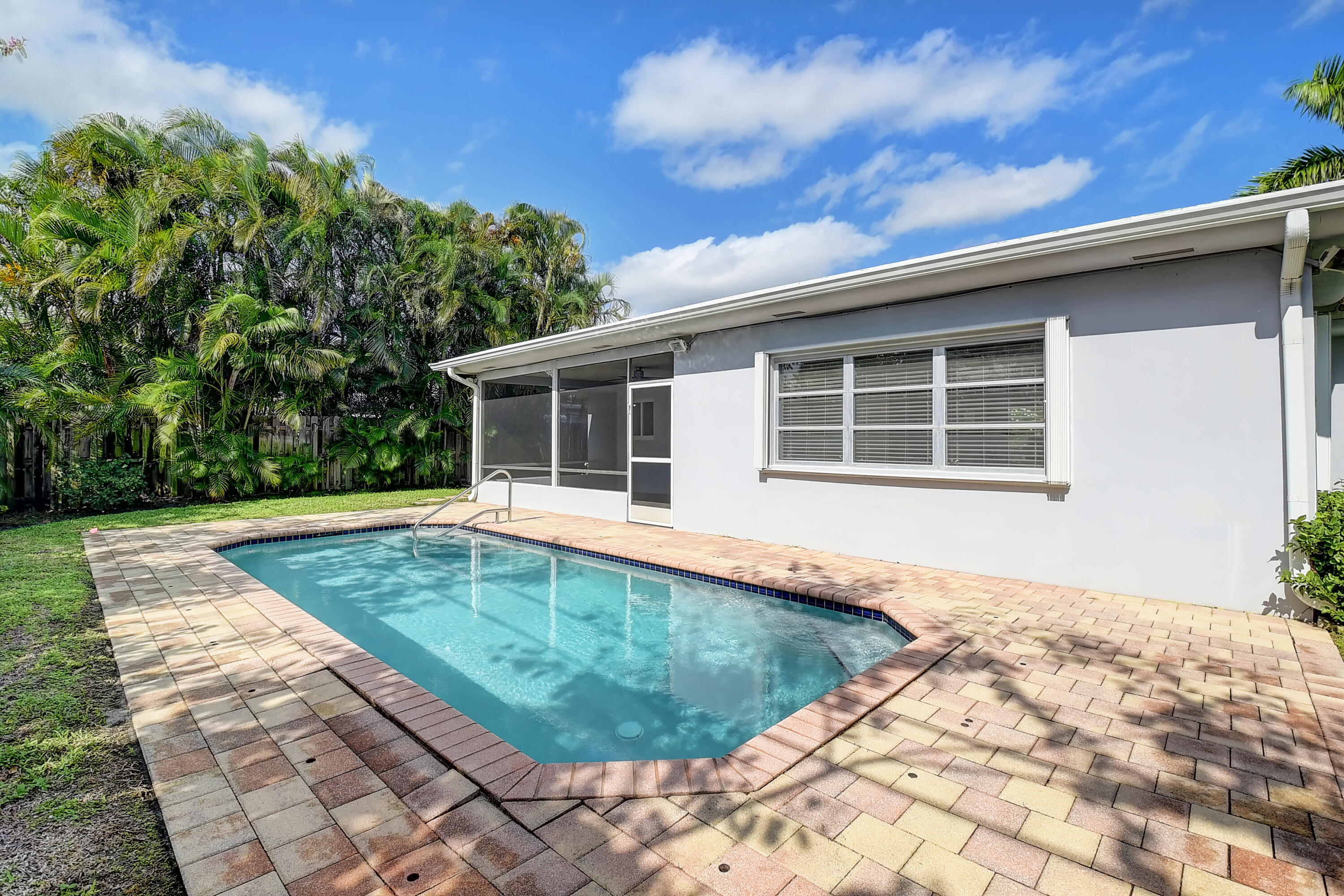 232 Northeast 31st Street Boca Raton, FL 33431 - Photo 36 of 53 35_dsc_0432_3_4_5_6