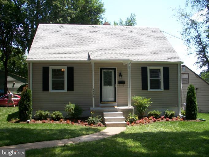 2723 Munson Street Silver Spring, MD 20902 - Photo 19 of 23 Exterior (Front)