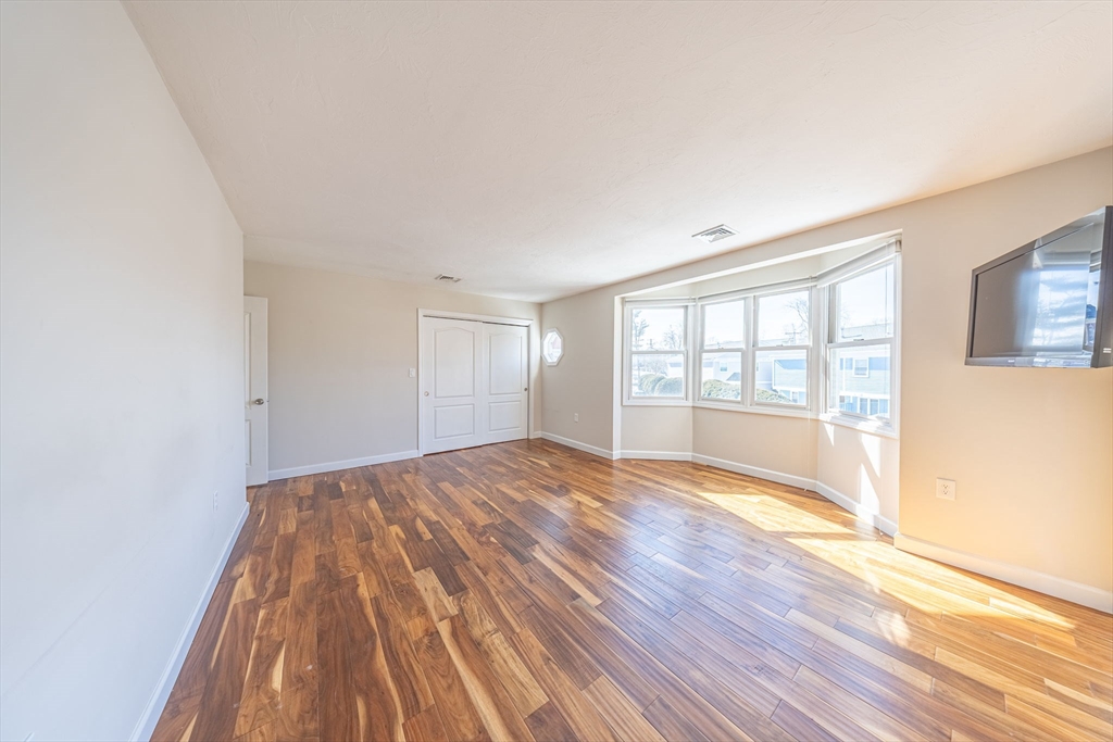 4 Rowe Court, Unit 4 Boston, MA 02131 - Photo 11 of 20 Gallery Image 11