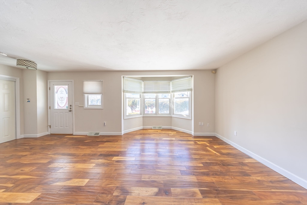 4 Rowe Court, Unit 4 Boston, MA 02131 - Photo 2 of 20 Gallery Image 2