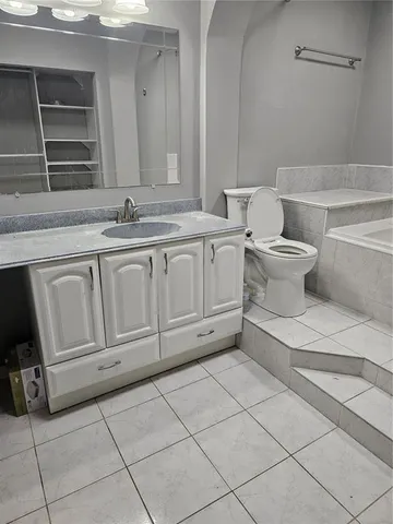 $2,300 | 9860 Skewlee Road, Thonotosassa, FL 33592